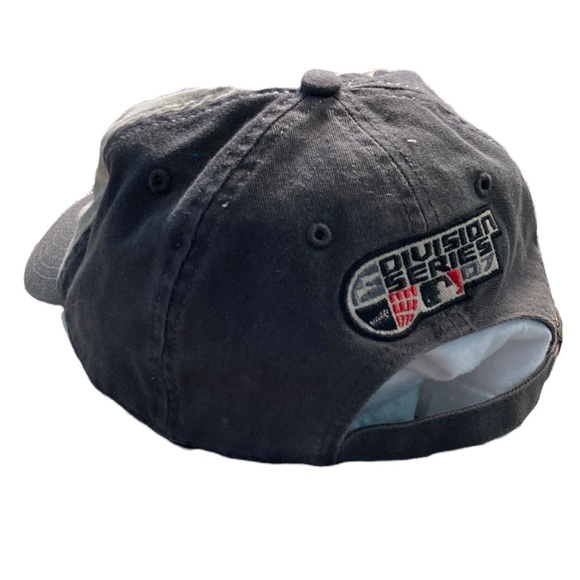 2007 Cubs Division Champs Hat - Picture 4 of 8